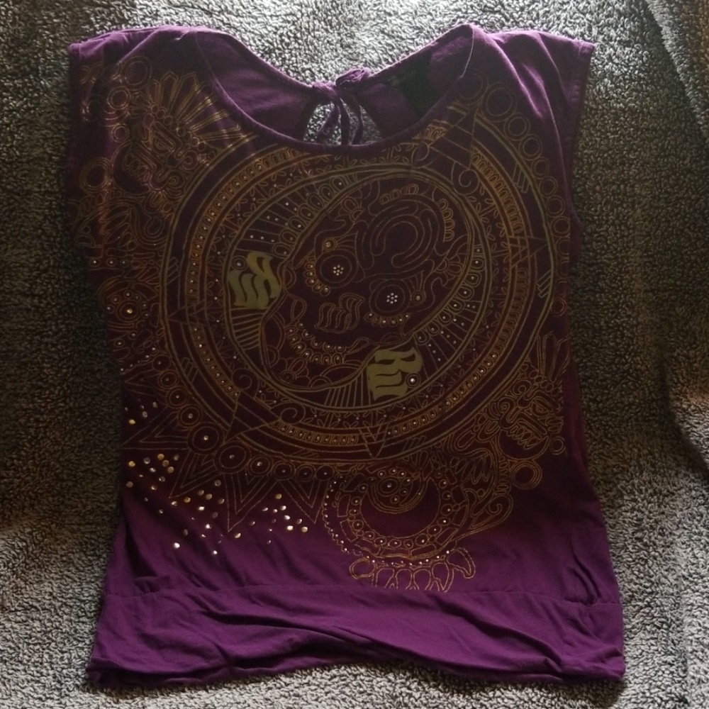 💗🛍SALE Womens Rocawear purple & gold tshirt XL